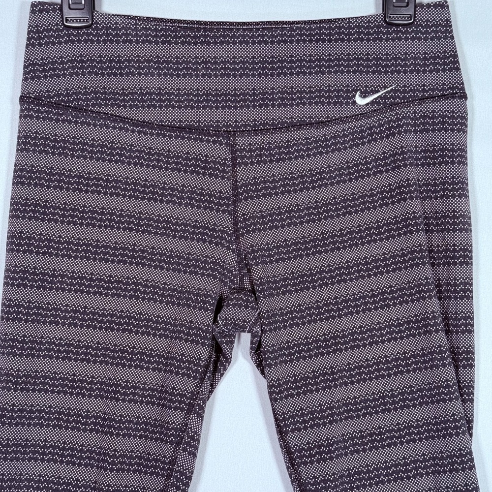 Nike Dri-Fit Yoga Pants Women's Medium Cropped Capris Black Gray w/Design 28x18" - Picture 2 of 6